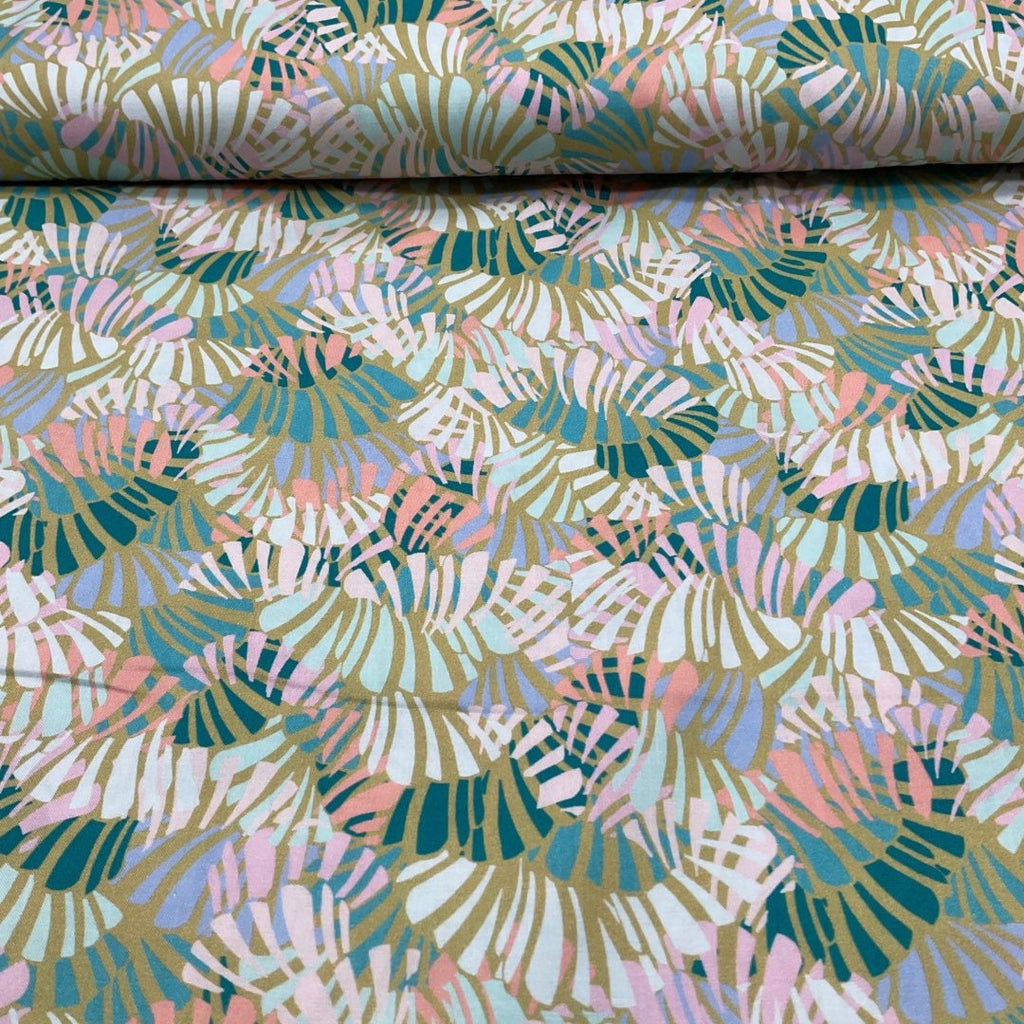 Shells Meadow| From Robert Kaufman | Wishwell | Quilting cotton | Fabric by the yard or half